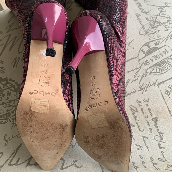 Bebe Purple Skakeskin Pointed Toe Boots - Picture 10 of 16